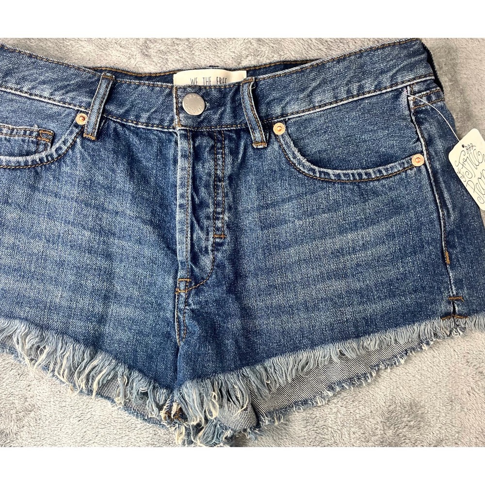 We The Free Free People New Denim Shorts Medium Wash Frayed Raw Hem Size 26 NEW